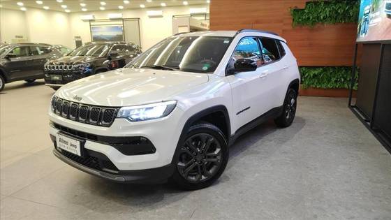 JEEP COMPASS 1.3 T270 TURBO FLEX LONGITUDE AT6